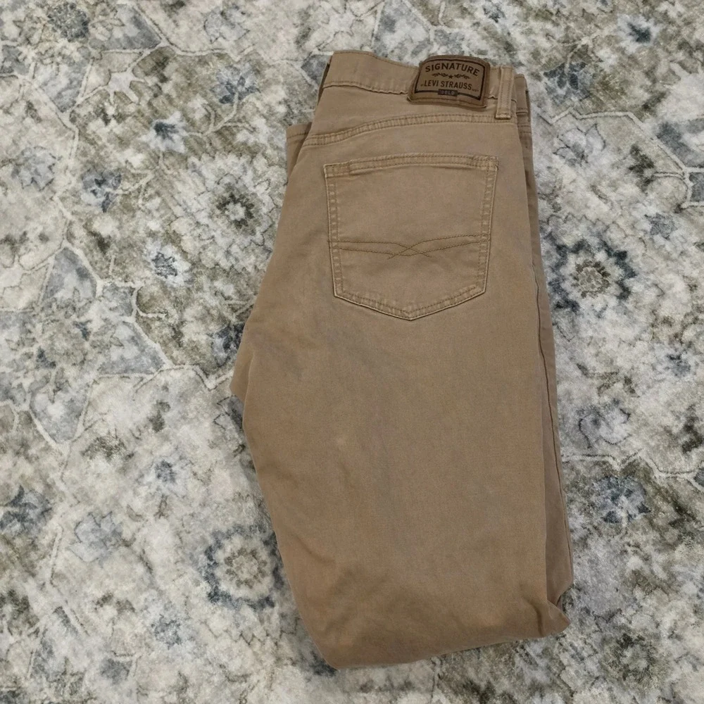 Signature by Levi Strauss & Co. Gold Label signature by